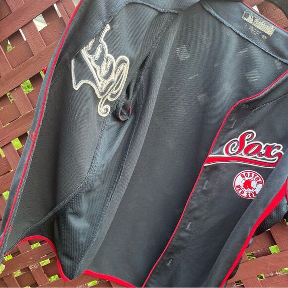 MLB True Fan Series Boston Red Sox Navy Red Button Down Jersey - Picture 3 of 7